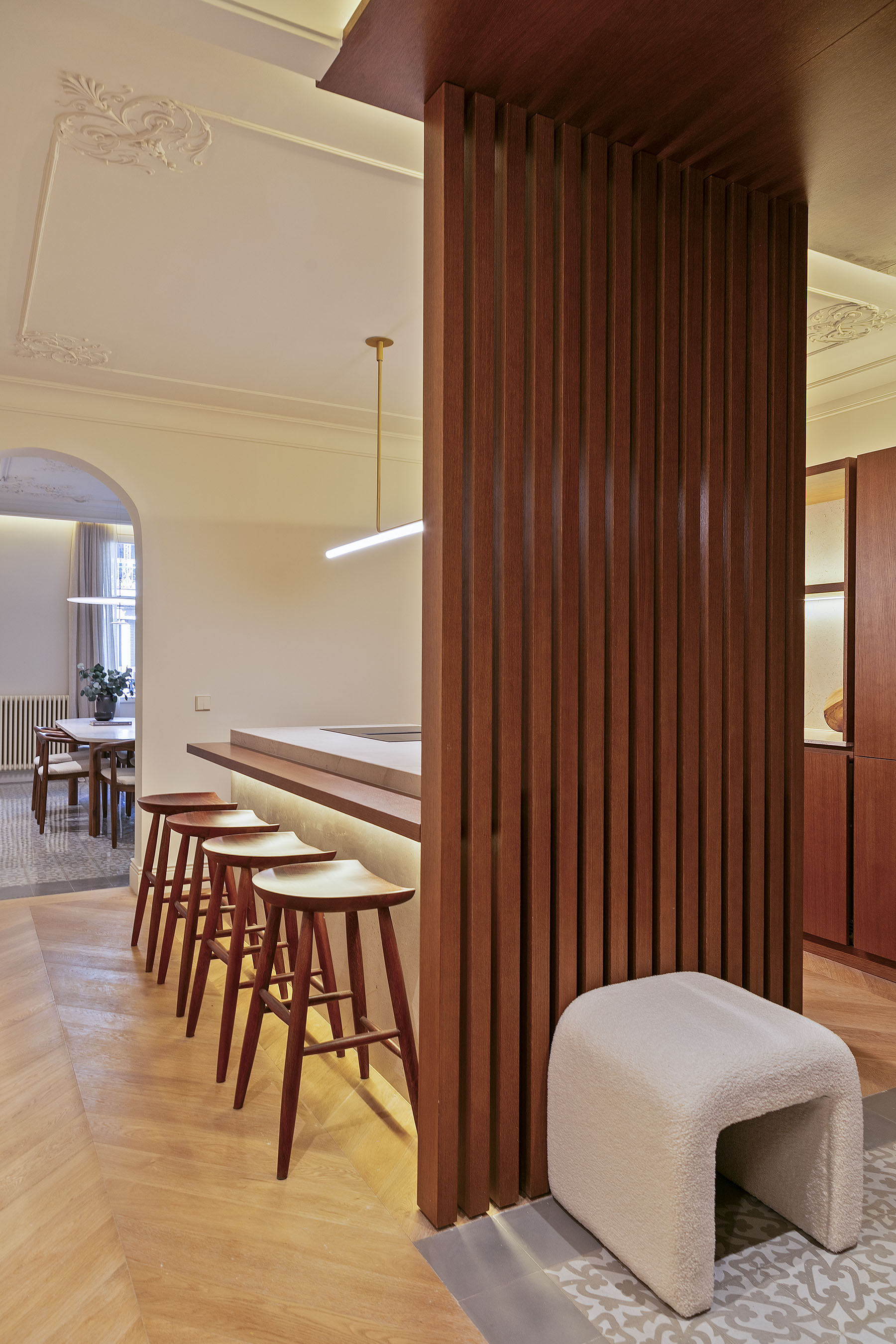 Aurora Sinclair underwater portrait