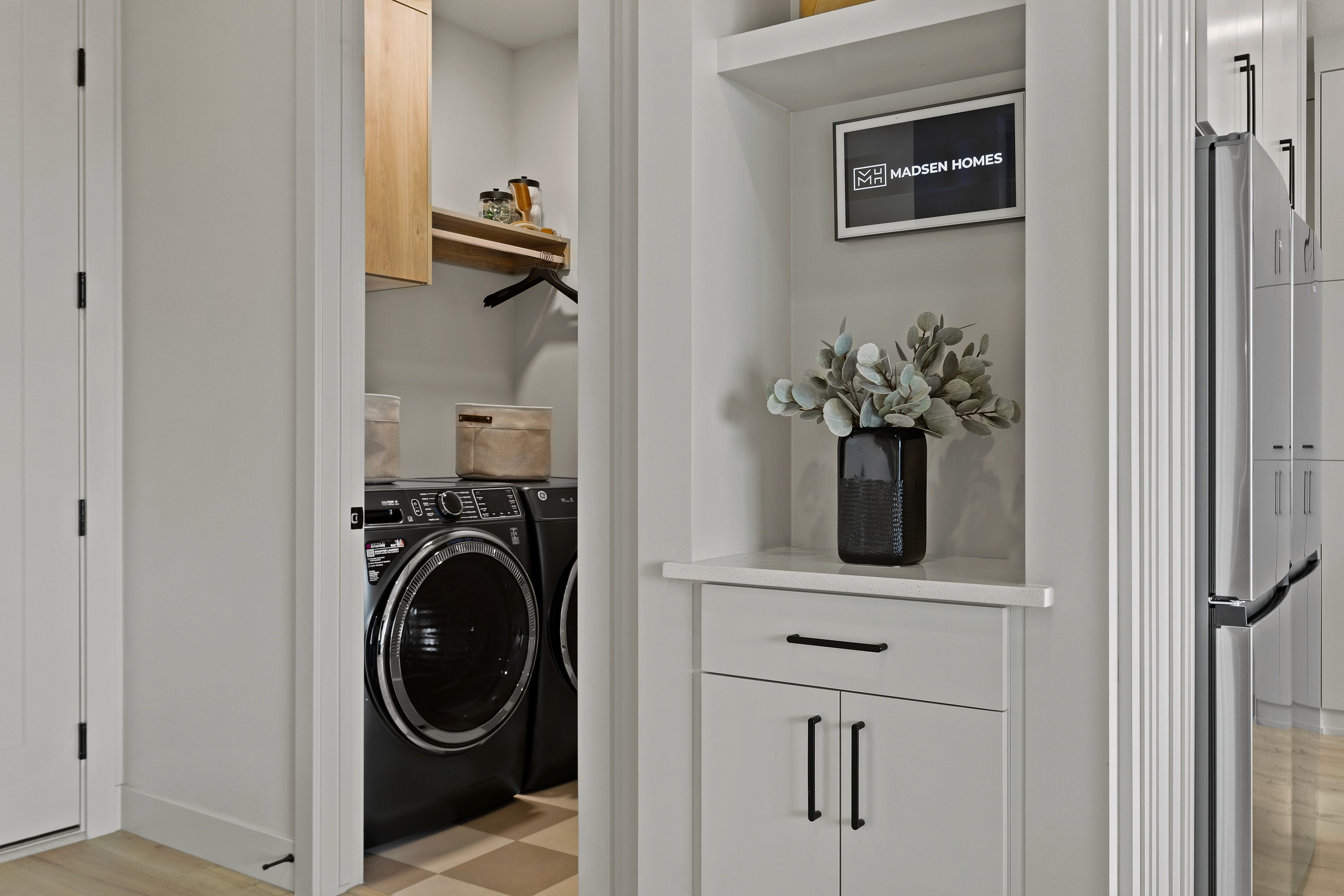 Drop station area in the BYSO House in Hurricane, Utah designed for everyday organization.