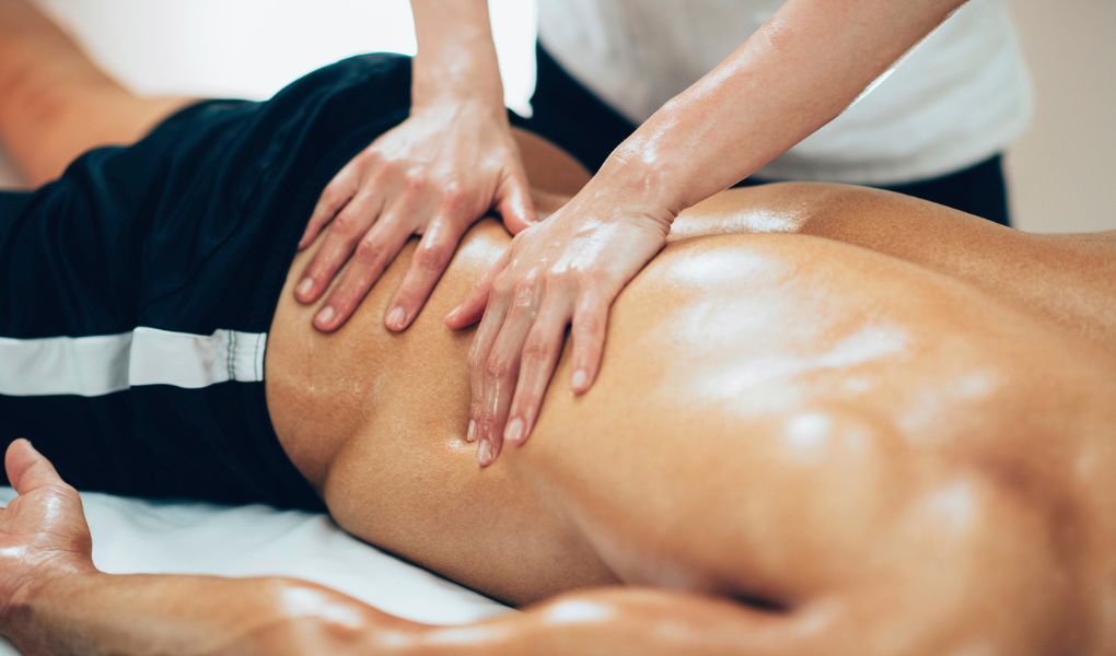 massage sportif ciblé pour favoriser la récupération musculaire et réduire les tensions