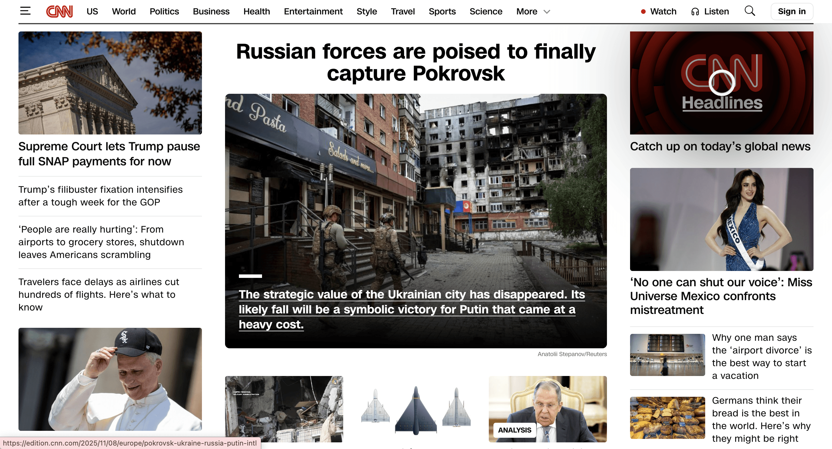 CNN News website homepage with latest news