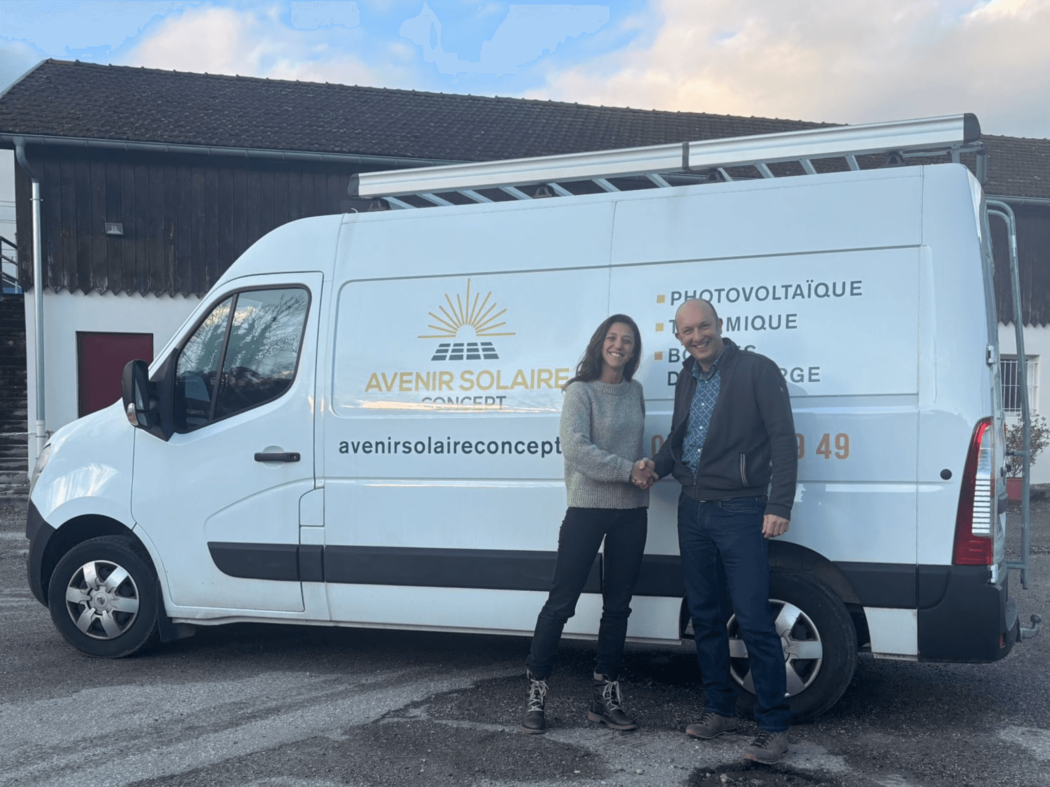 photo de Laure et ASC pour l'annonce Avenir Solaire Concept powered by Solarock