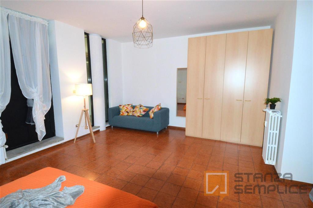 Stanza singola di 27 mq in Via Giardini, Modena – 650€ tutto incluso, cauzione zero