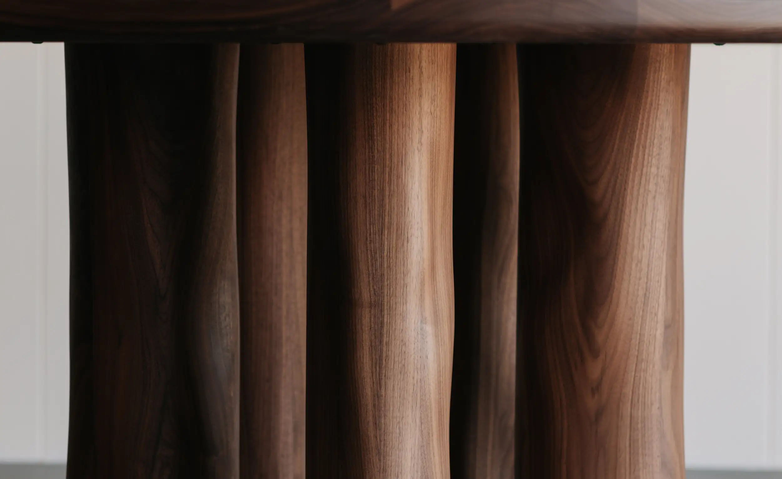 Totem Table — Clay Leg