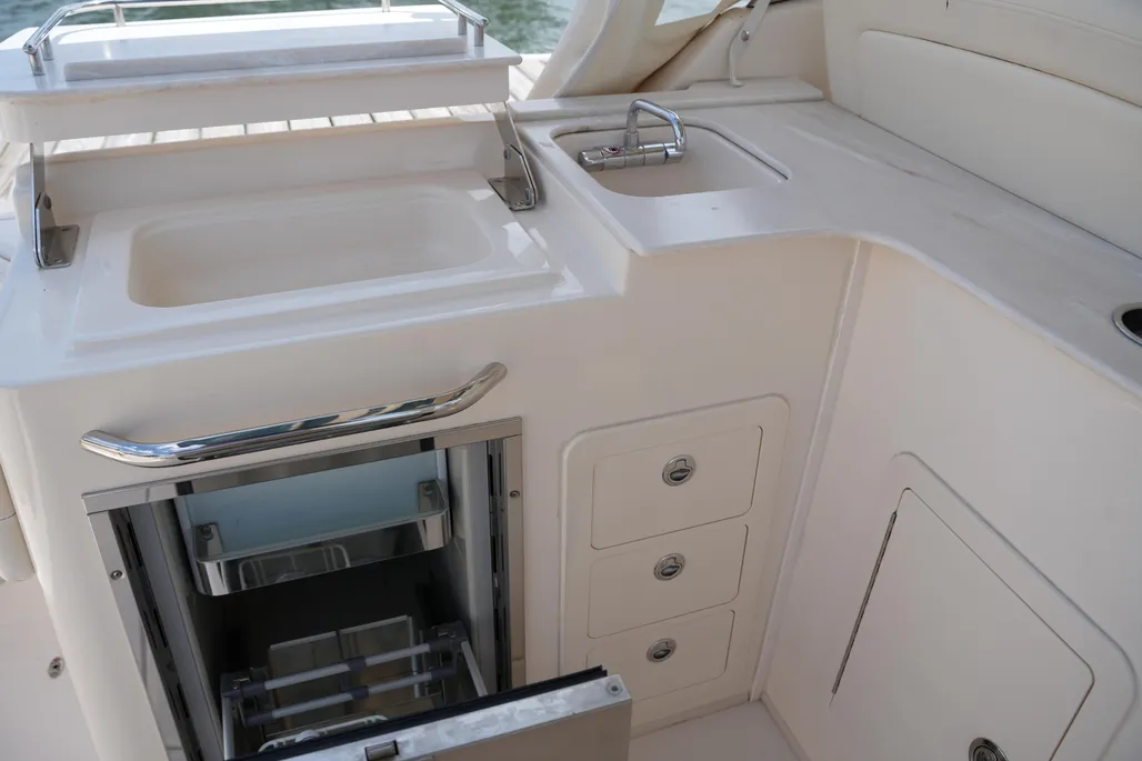 Boat thumbnail 6