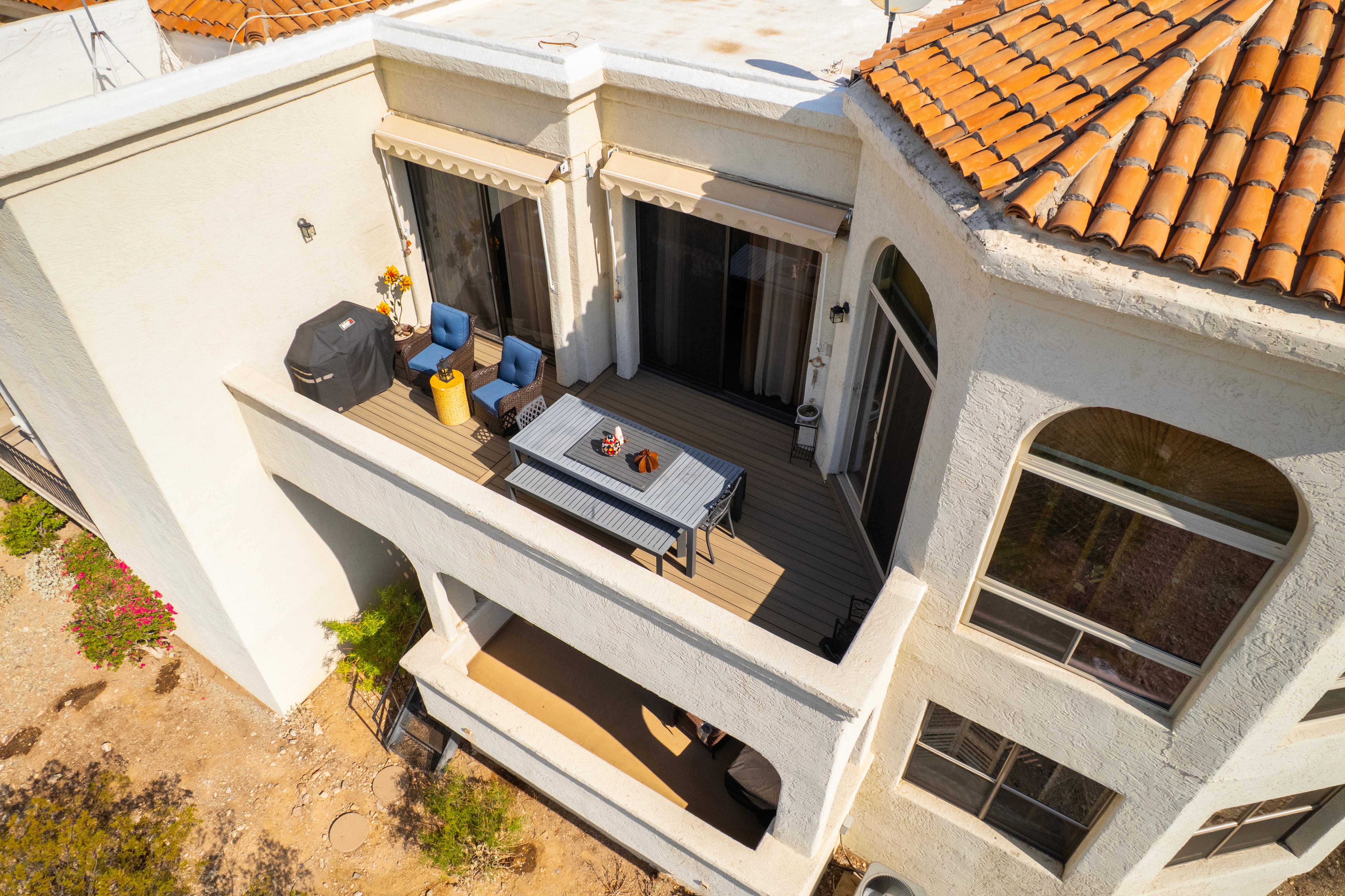 HBC Desks – Balcony Renewal with Trex Enhance decking
