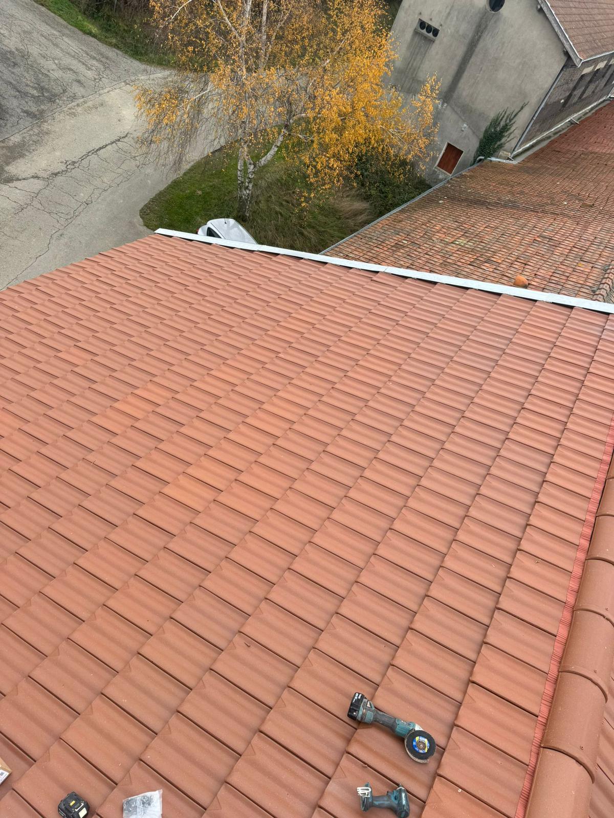 Réparation de ventilation de grenier à Lyon - Entreprise Lopez couvreur professionnel