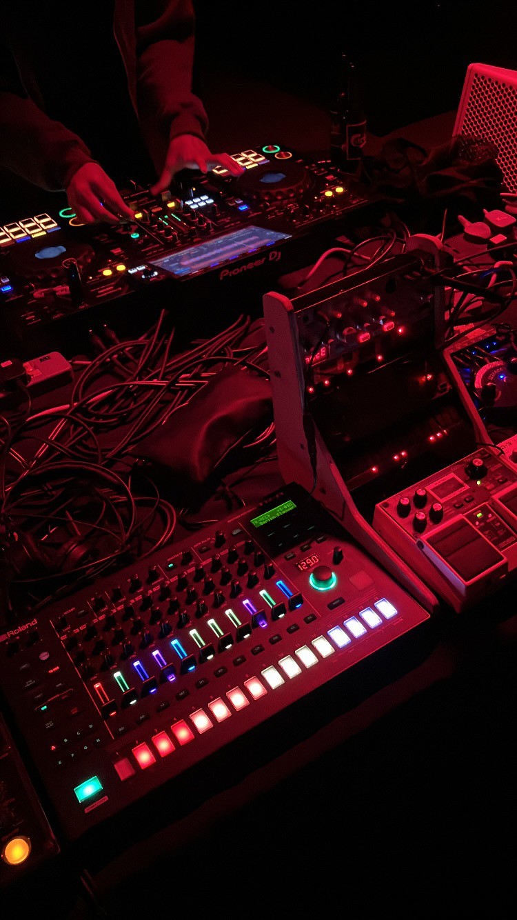Set Equipment