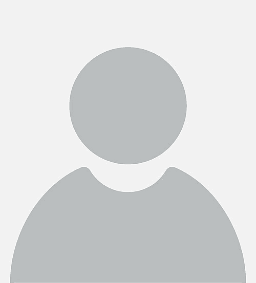 men's gray crew-neck shirt