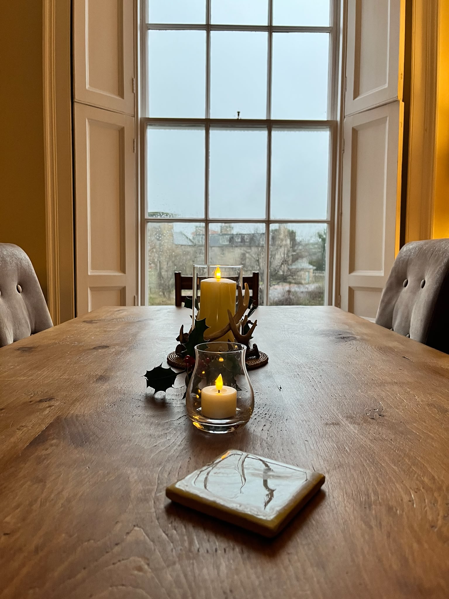Aesthetic table setting in the dining room of Balfour House