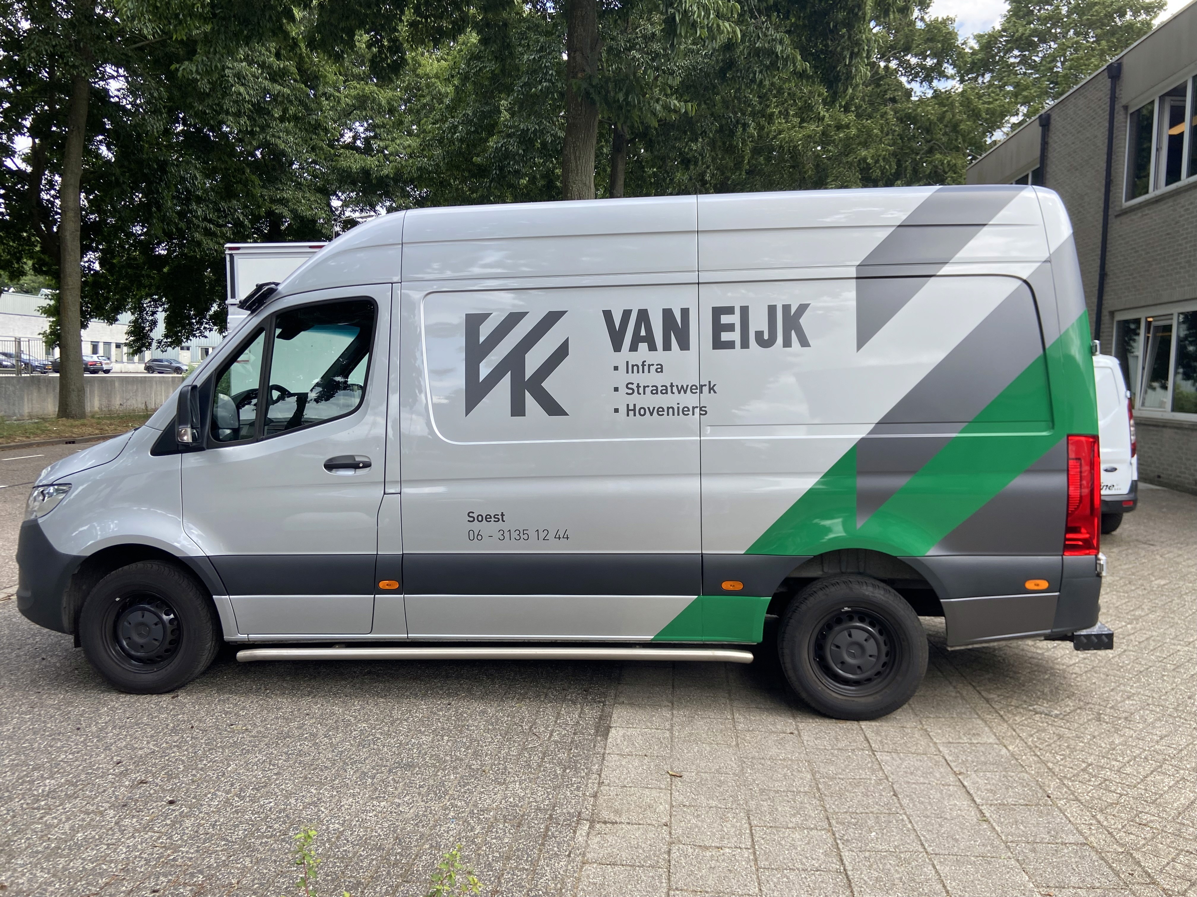 Van EIJK nieuw logo