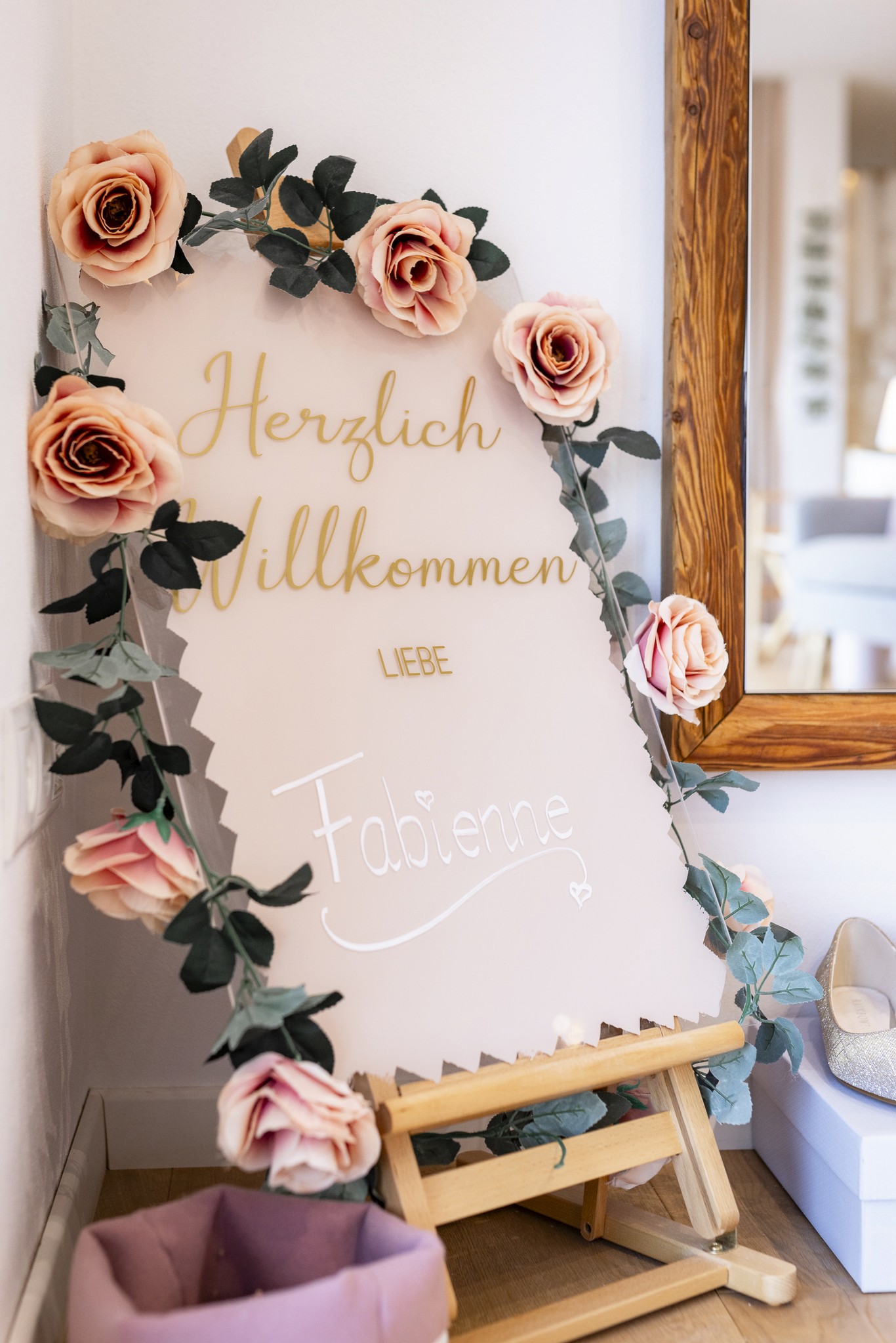 Herzliches Willkommen im Brautstudio Märchenhaft – liebevolle Details für ein ungestörtes Einkaufserlebnis der Braut.