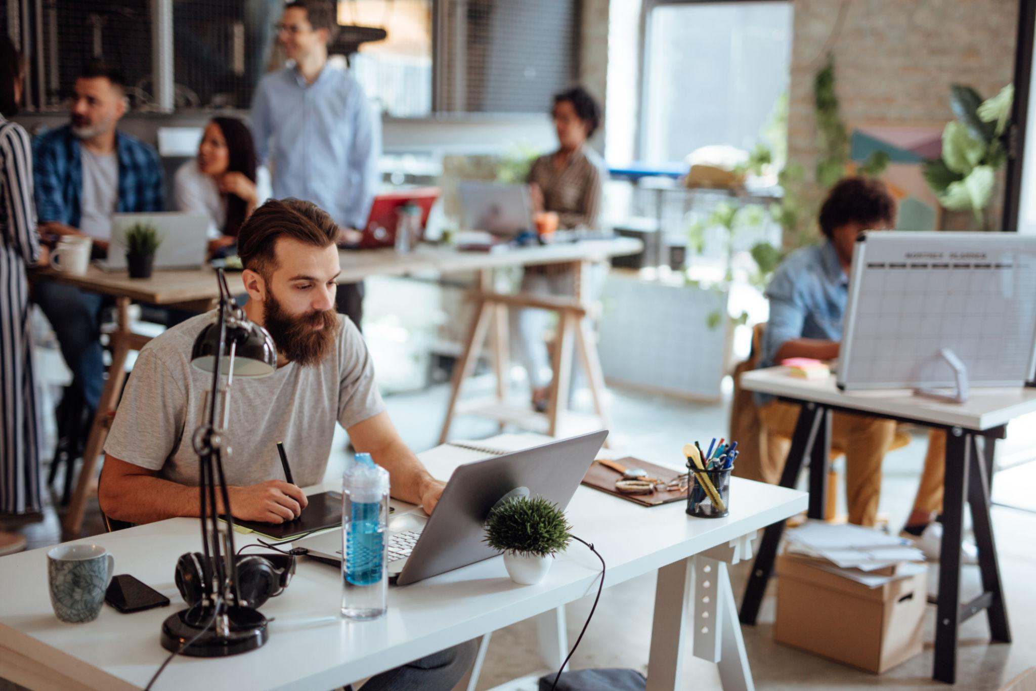 why-hiring-a-full-stack-freelance-developer-is-a-smart-move-in-2026