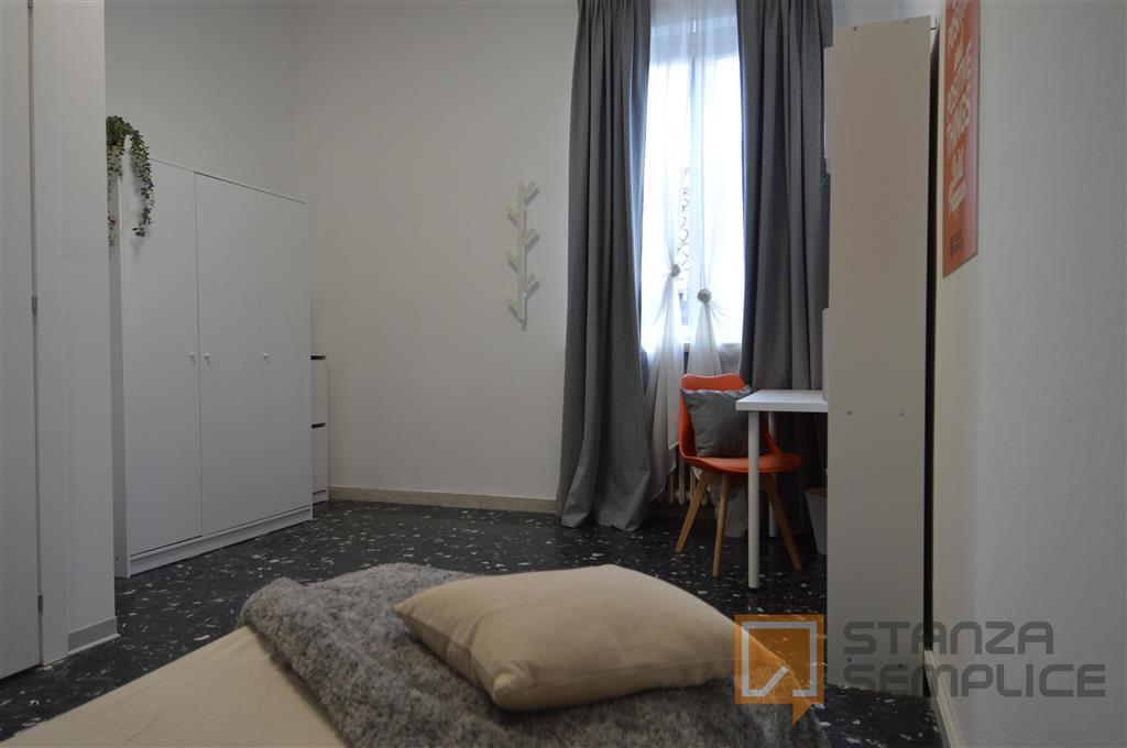 13 sqm room in Vicolo Franco Villa, Reggio Nell'Emilia