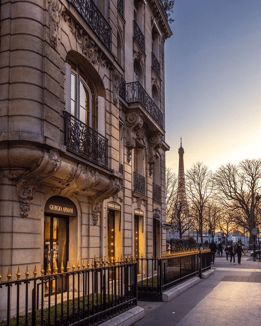 vue sur la tour eiffel à paris