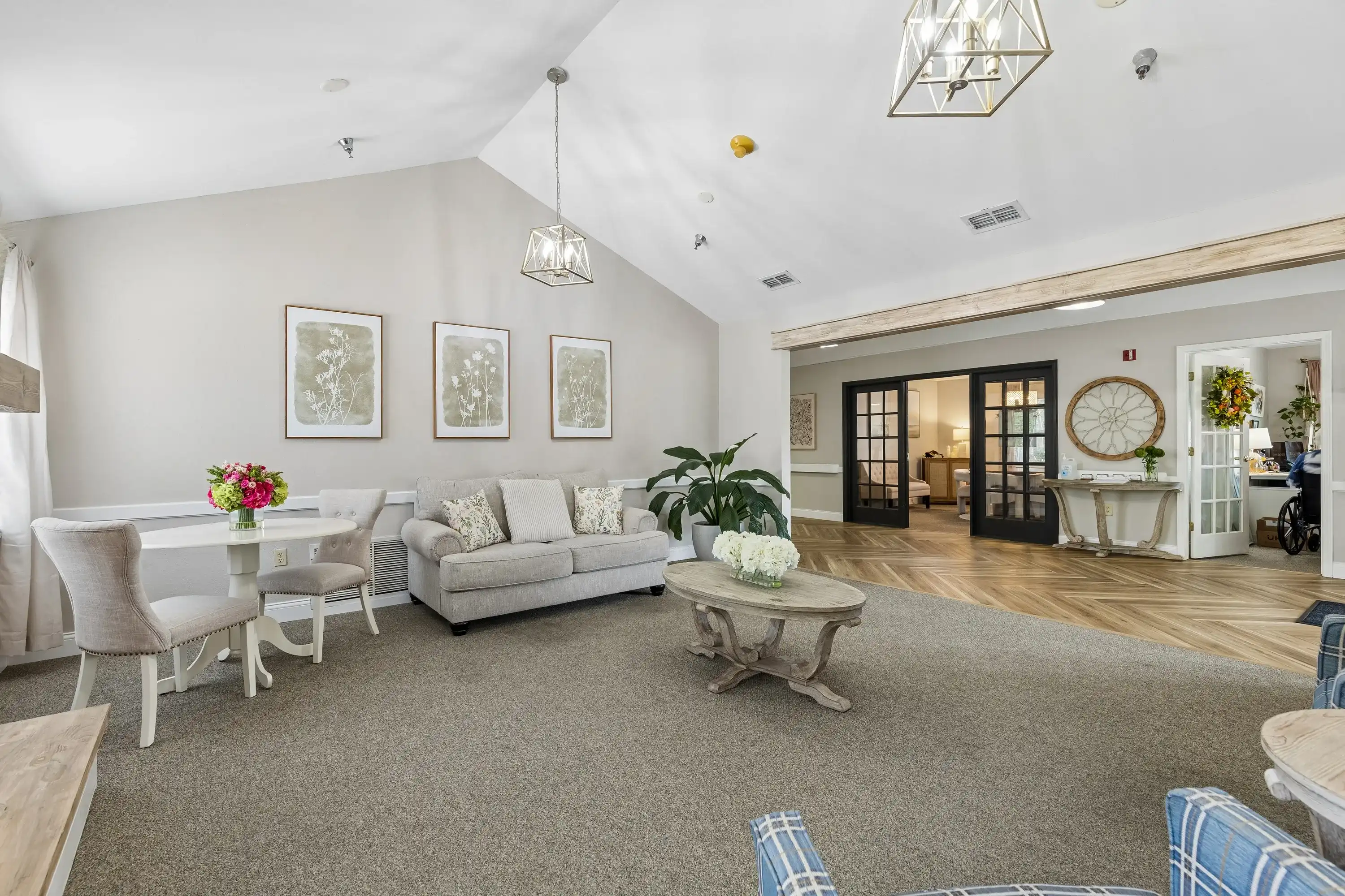 Hopkins Court community photo 2