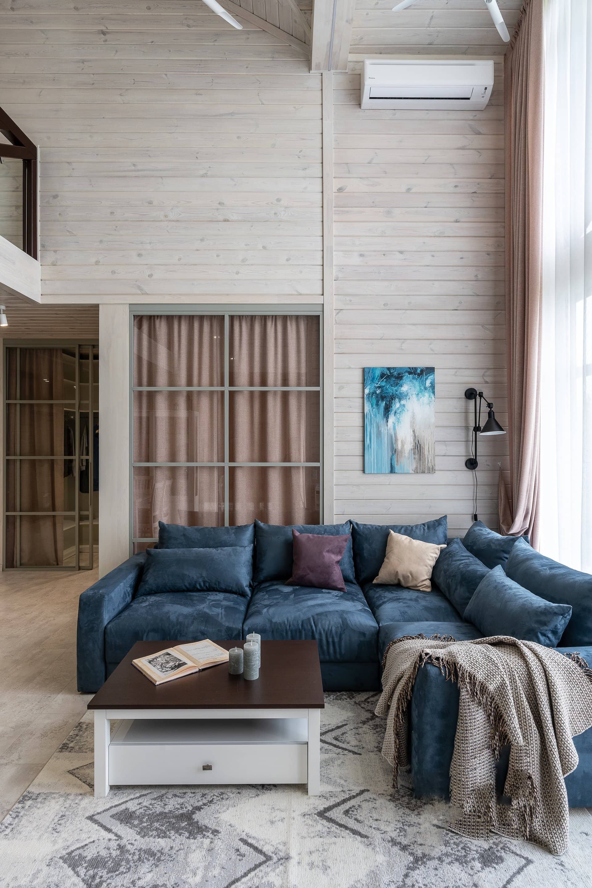 Project thumbnail image showcasing a modern interior design.