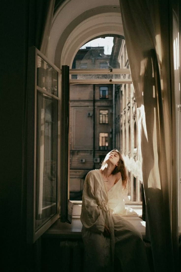 fashionista golden brown