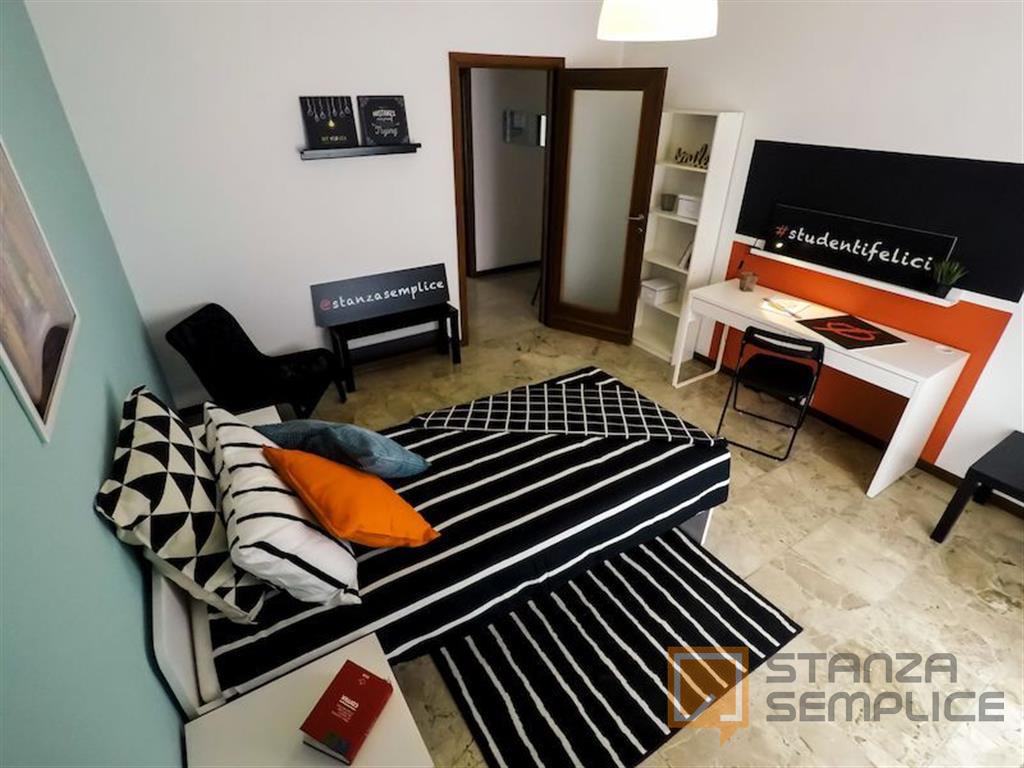 Stanza di 15 mq in Via Bligny, Brescia