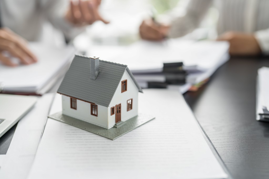 Modelhuis en zakelijke documenten – hypotheekadvies voor ondernemers en DGA’s