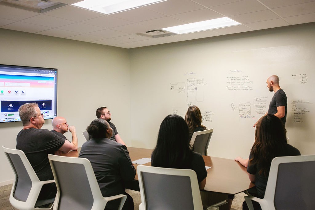 Use software for business operations to review maintenance, consistency, and workflows before Q2. Click to catch gaps early and keep teams aligned!