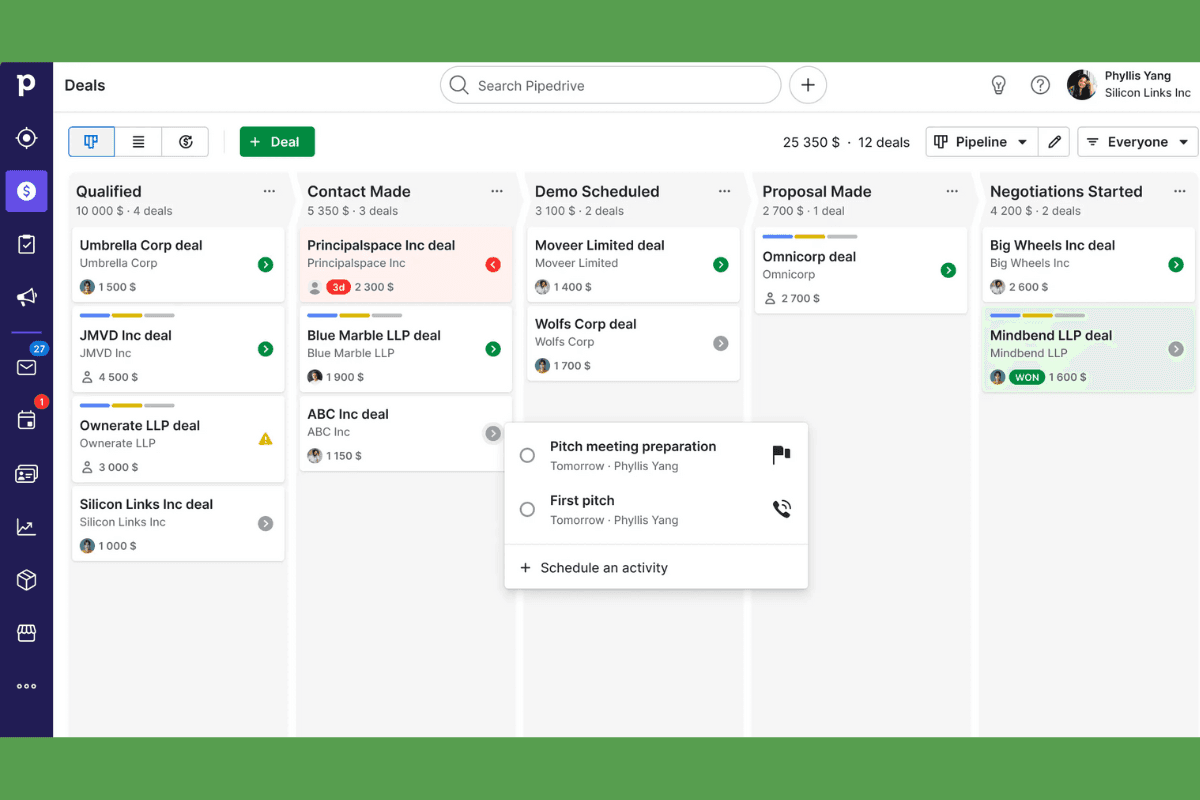 Een projectmanagementbord dat taken met verschillende status weergeeft, waaronder te doen, bezig en voltooid.