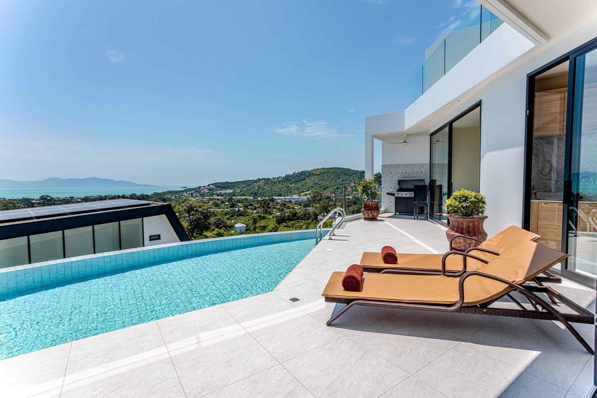 7-Bed Sea Villa in Bophut, Koh Samui – photo 6 of 20 (SPP398)