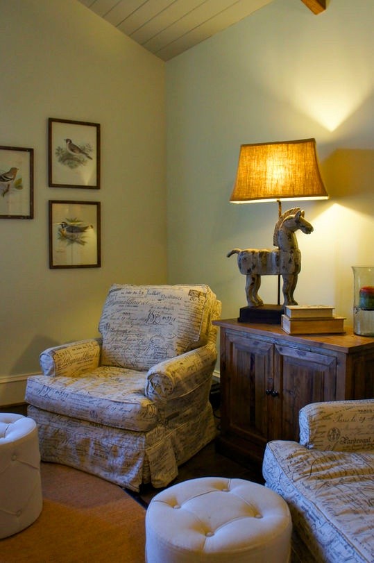Spacious comfortable penthouse living area at Manor Houde in the Meadow, Jasper GA