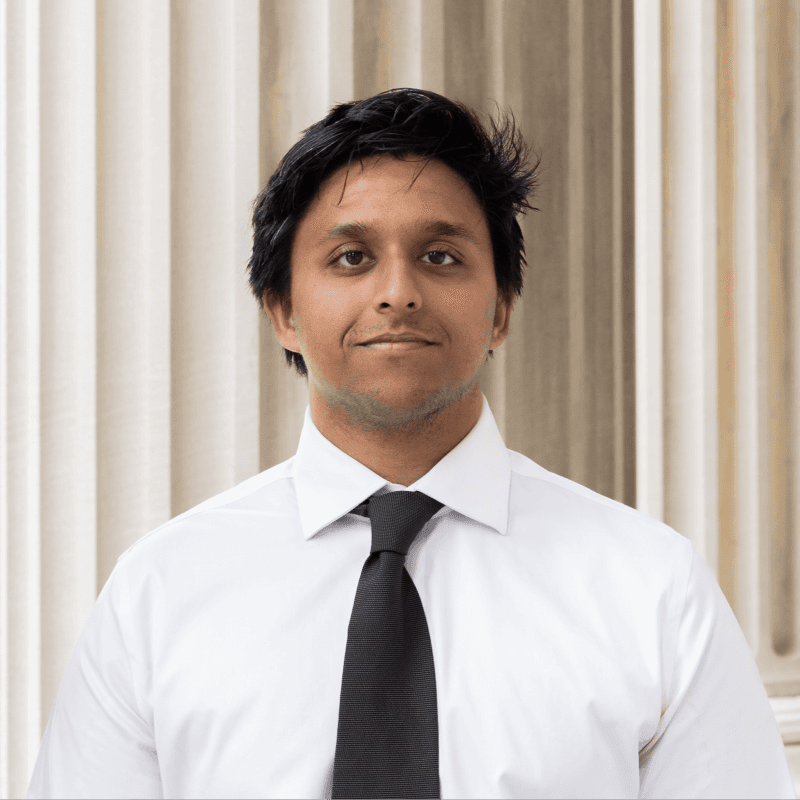 Hamza Mandviwalla headshot