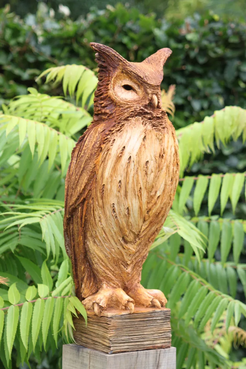 Wisley Silent Owl Scultpure side