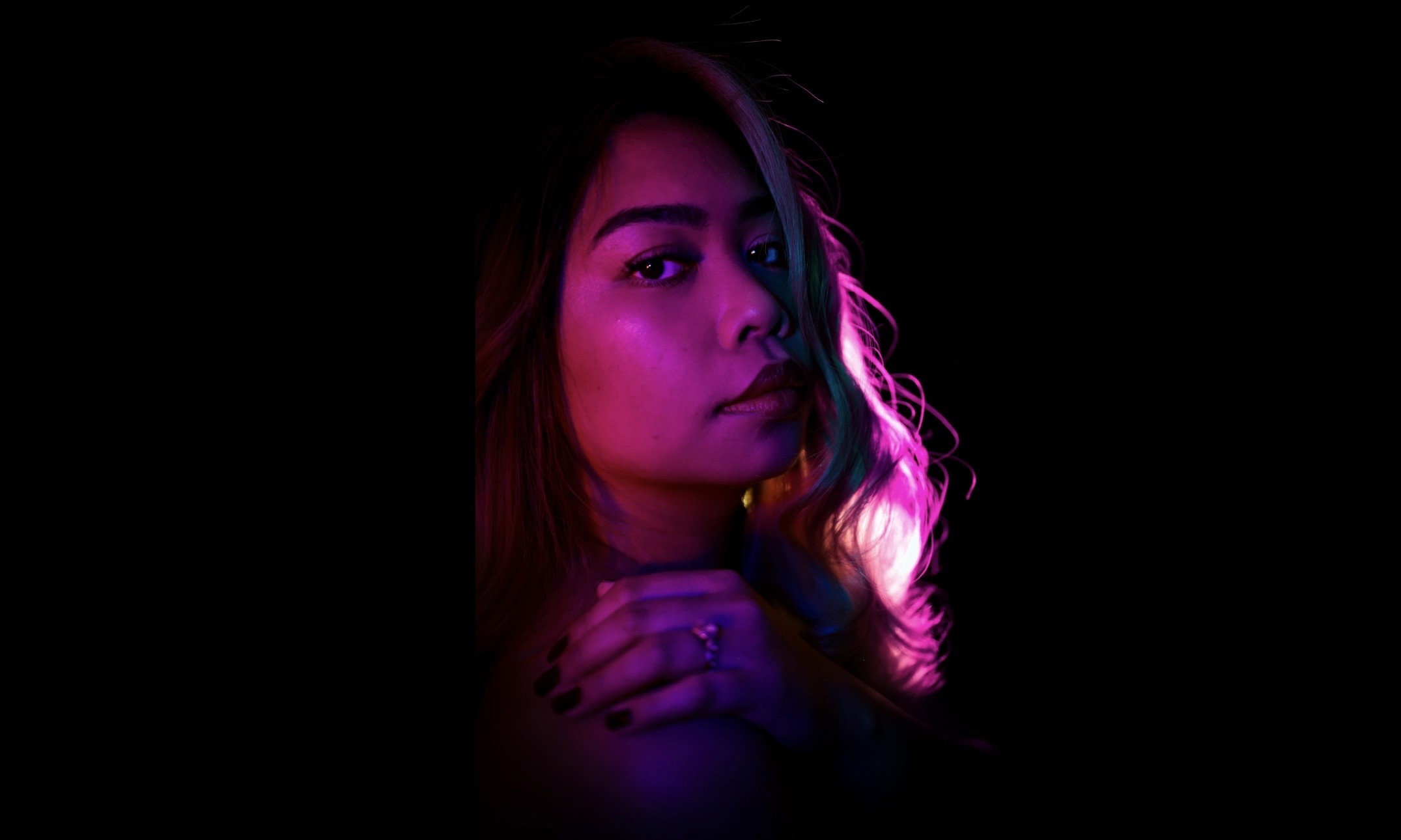 Dumbells on the yoga mat