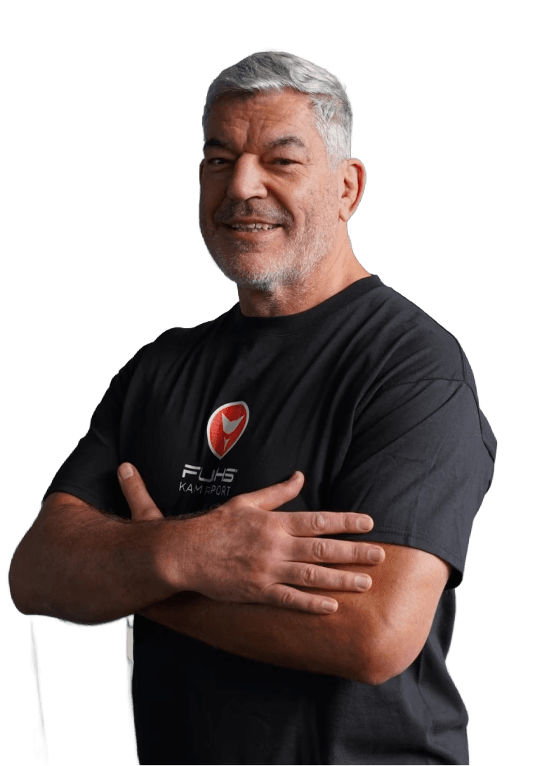 Trainer im MMA bei Fuchs Kampfsport.