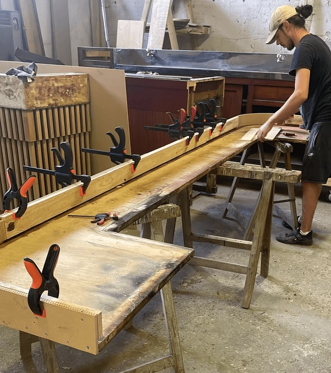 Réalisation comptoir bois zinc – Atelier Bois Zinc