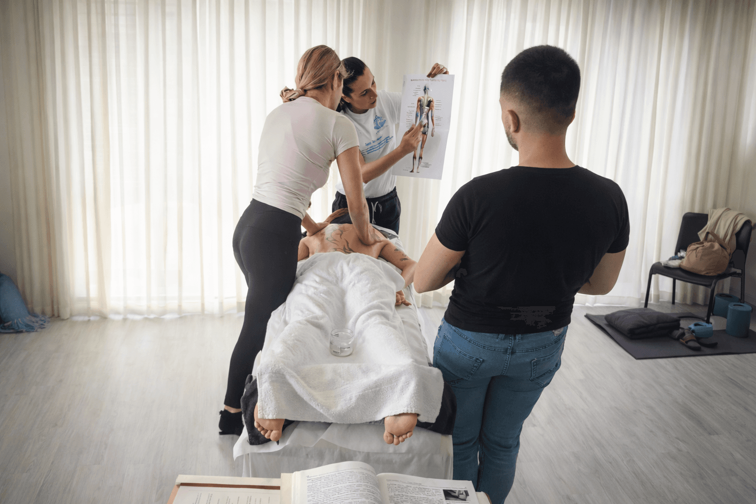 Практическо обучение по масажи с индивидуално внимание