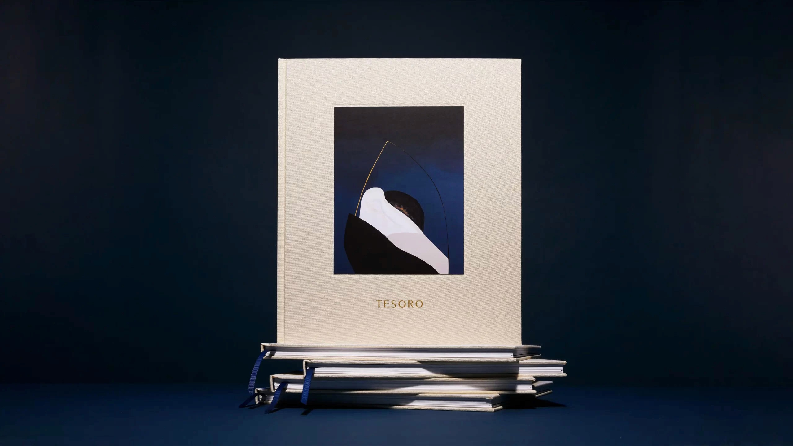 High-end print portfolio showcasing premium craftsmanship and design.