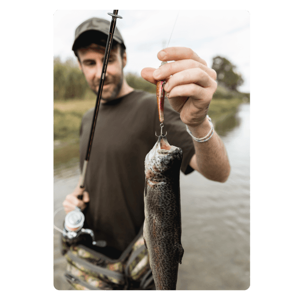 Turn visitors into booked anglers