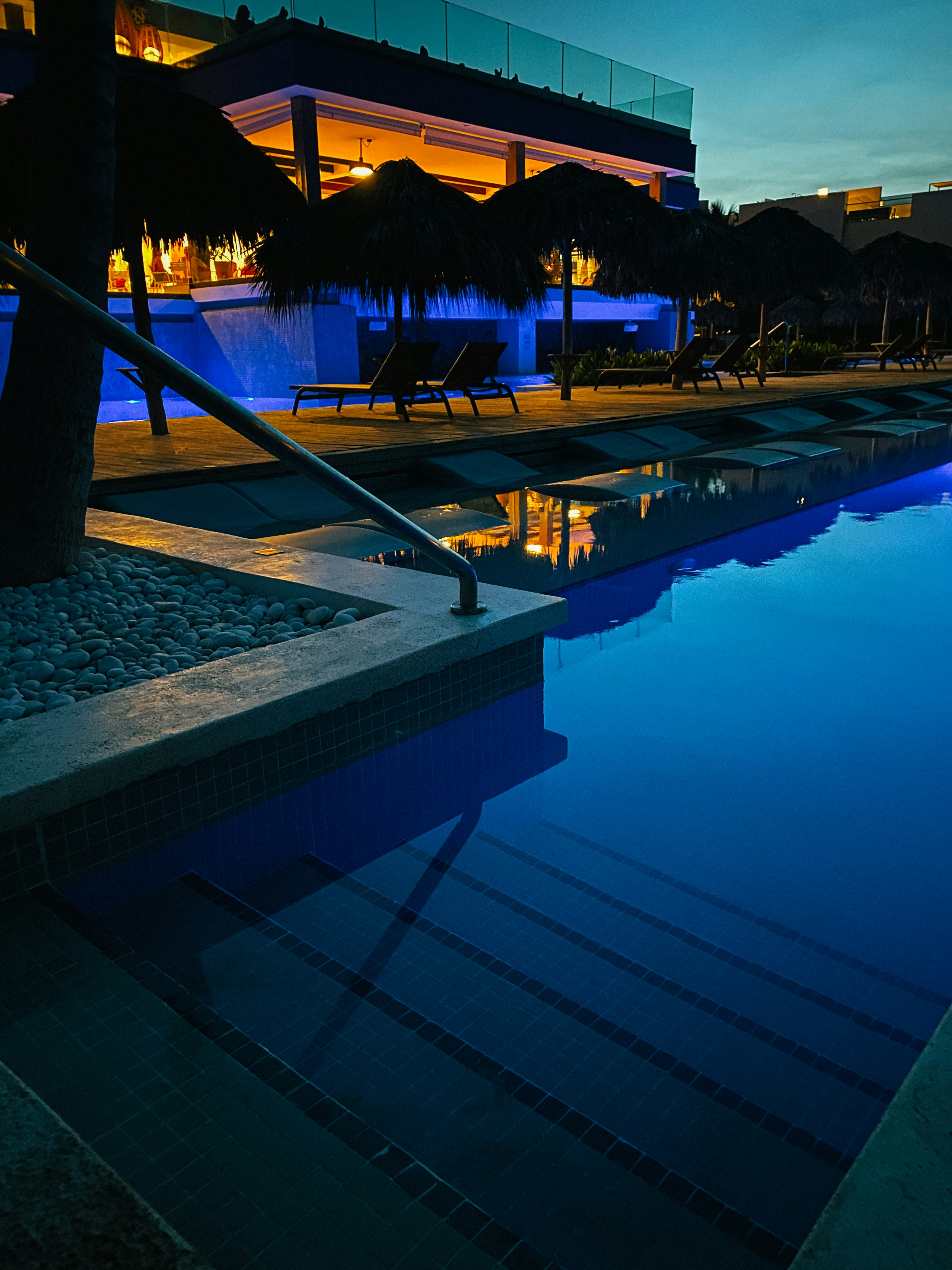 luxury pools in lexington ky