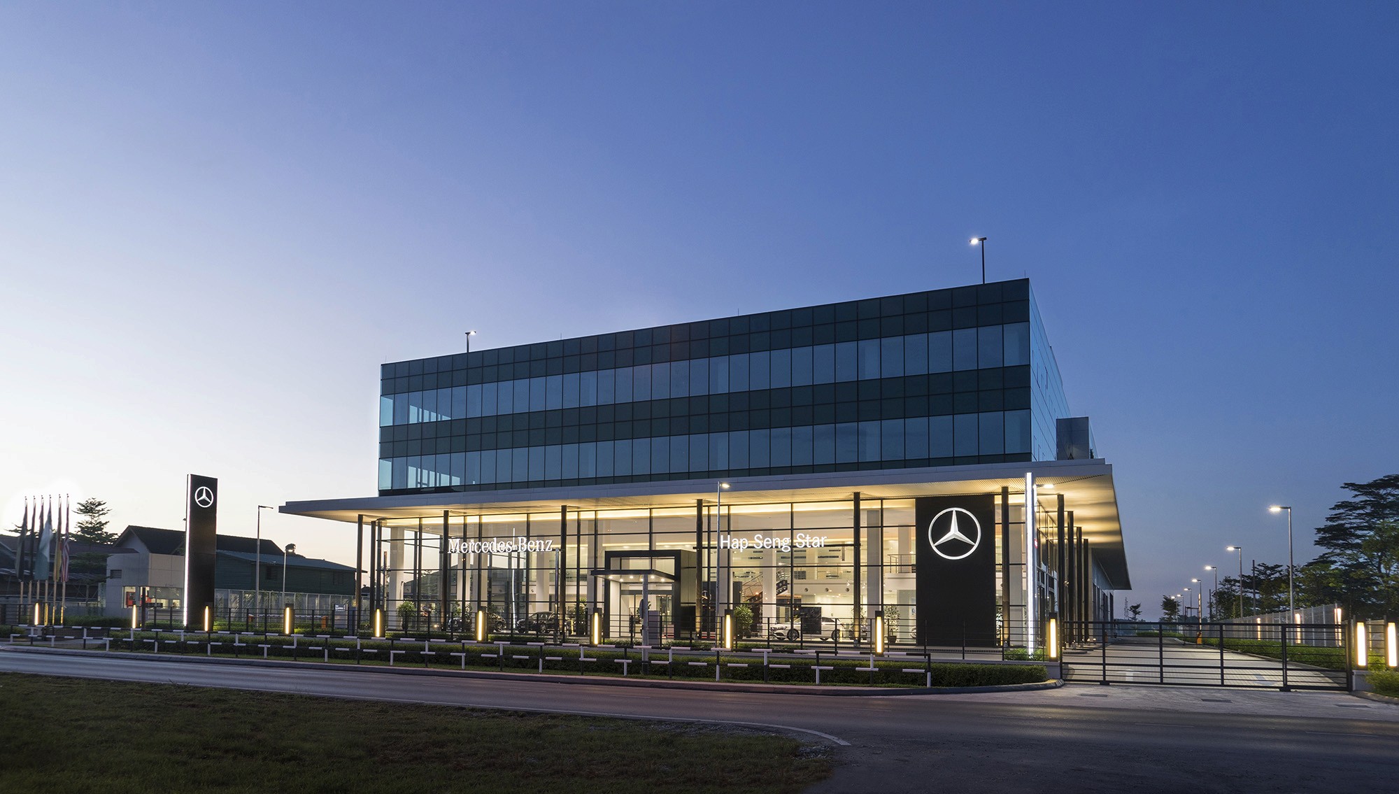 Exterior view of Mercedes-Benz 3S Kuching project by Asima Architects