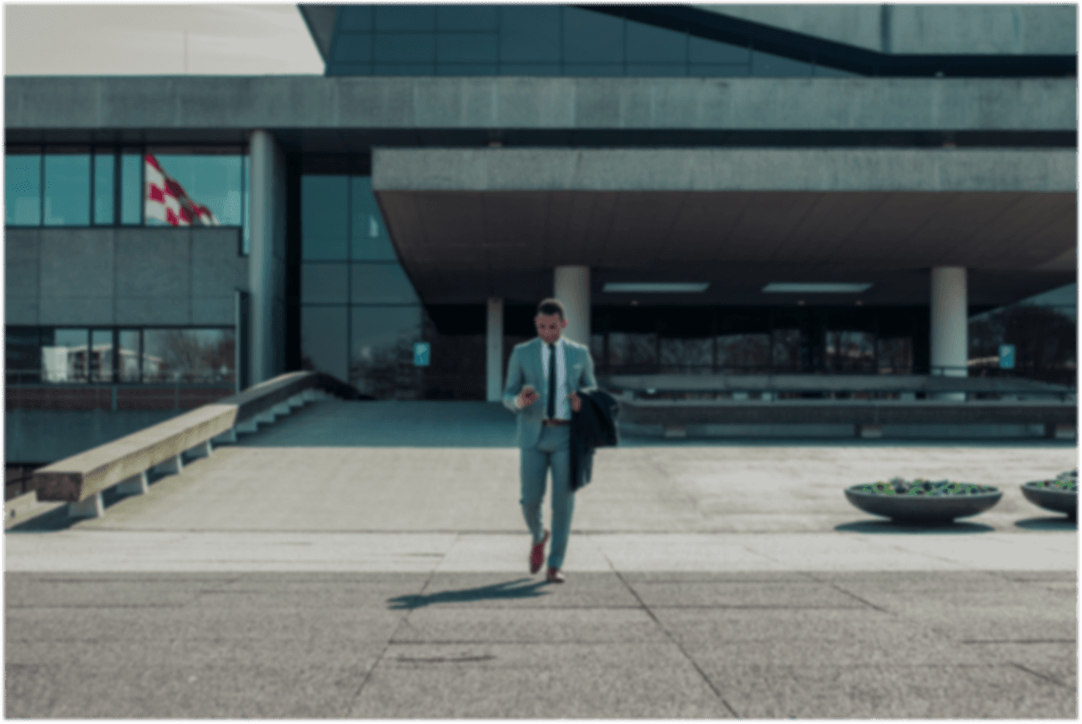 man walking from incasso company