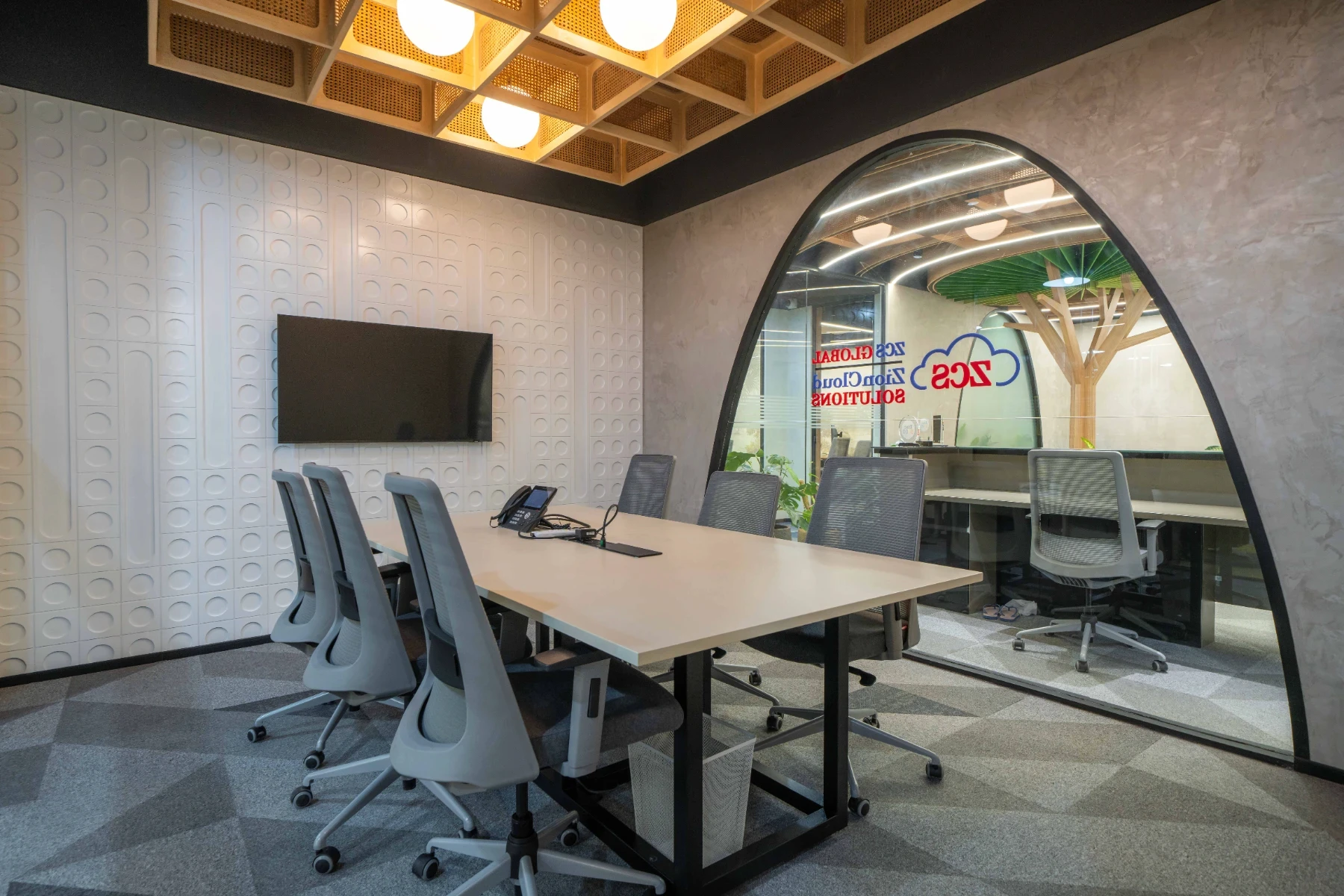 Meeting Rooms Nobody Books: The Real Problem Isn't the Furnitu