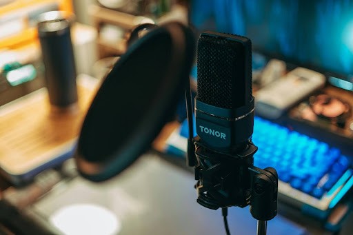 How Entrepreneurs Use Podcast Interviews to Build Personal Brand Authority