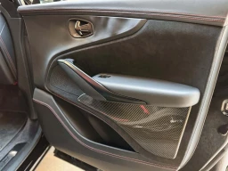 Aston Martin DBX 707 — Vorschaubild 20