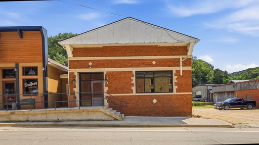 194 S Main, Potosi