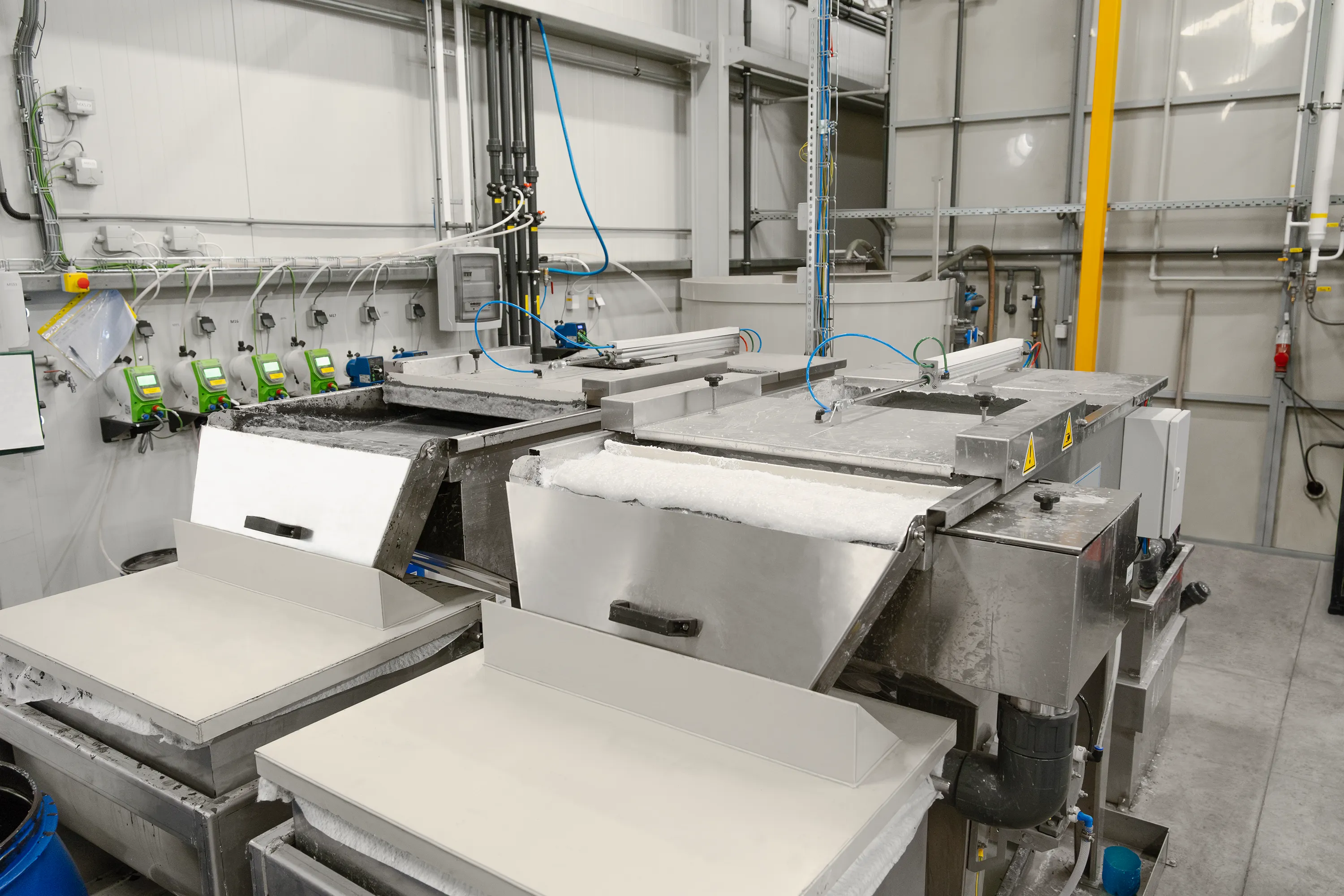 Flotation wastewater treatment system