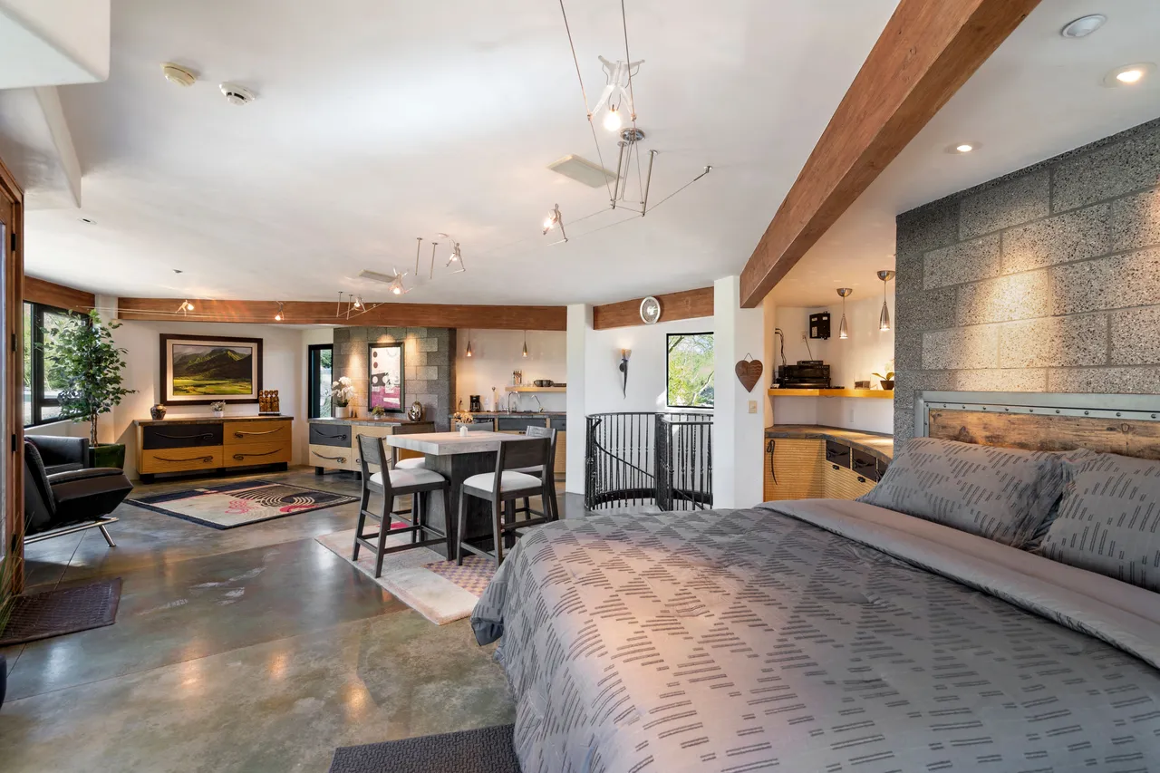 Scottsdale Earth-Bermed Underground Residence