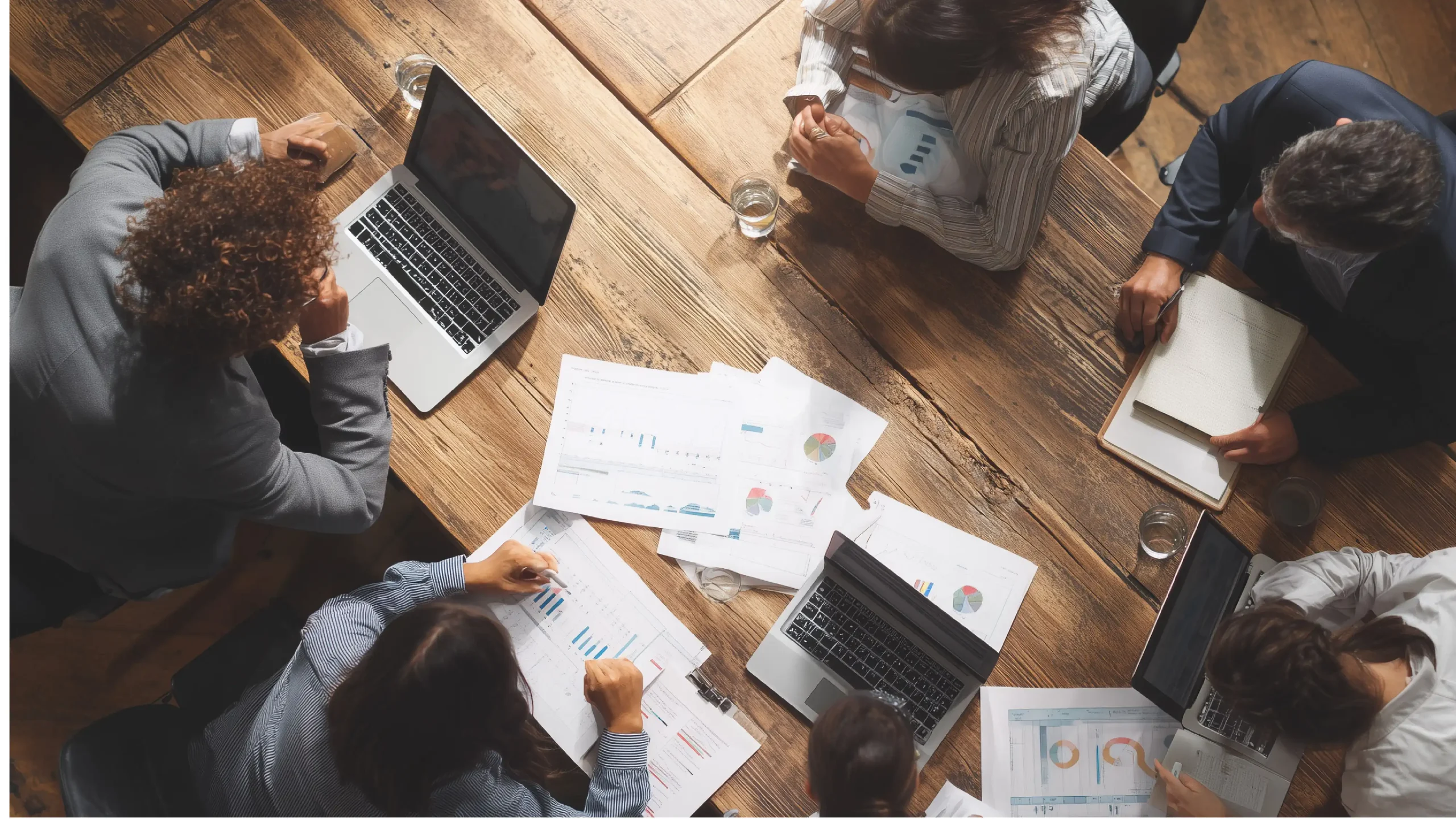 10 Profitable Best Businesses in Dubai for Beginners You Can Start Today