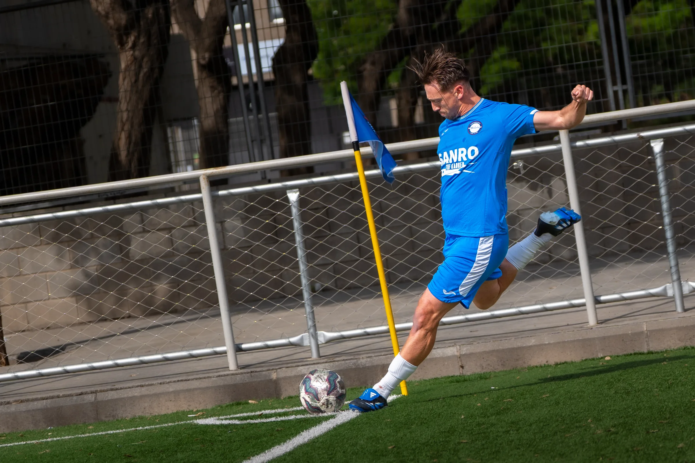 Terlenka Amateur B vs Gornal final liga 2026, fotografía fútbol amateur Barcelona, CEM Estruch El Prat, Nolan Pardo