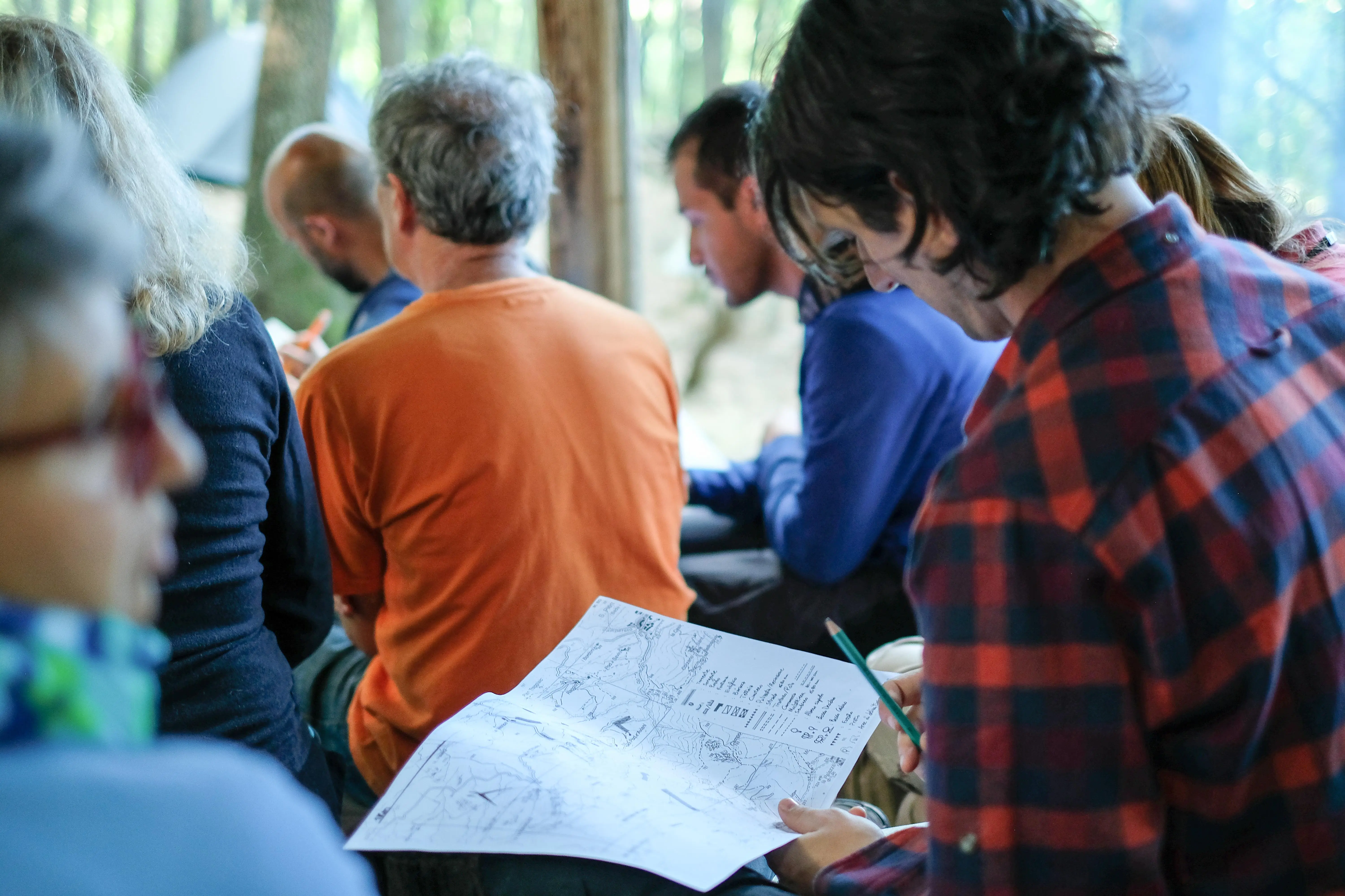 Andrea Modesti, istruttore di survival e bushcraft, esperto in campi avventura per ragazzi e corsi di sopravvivenza outdoor