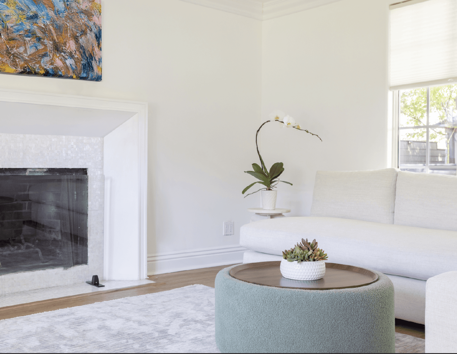 Image of modern living room