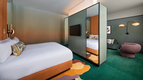 Deluxe Suite