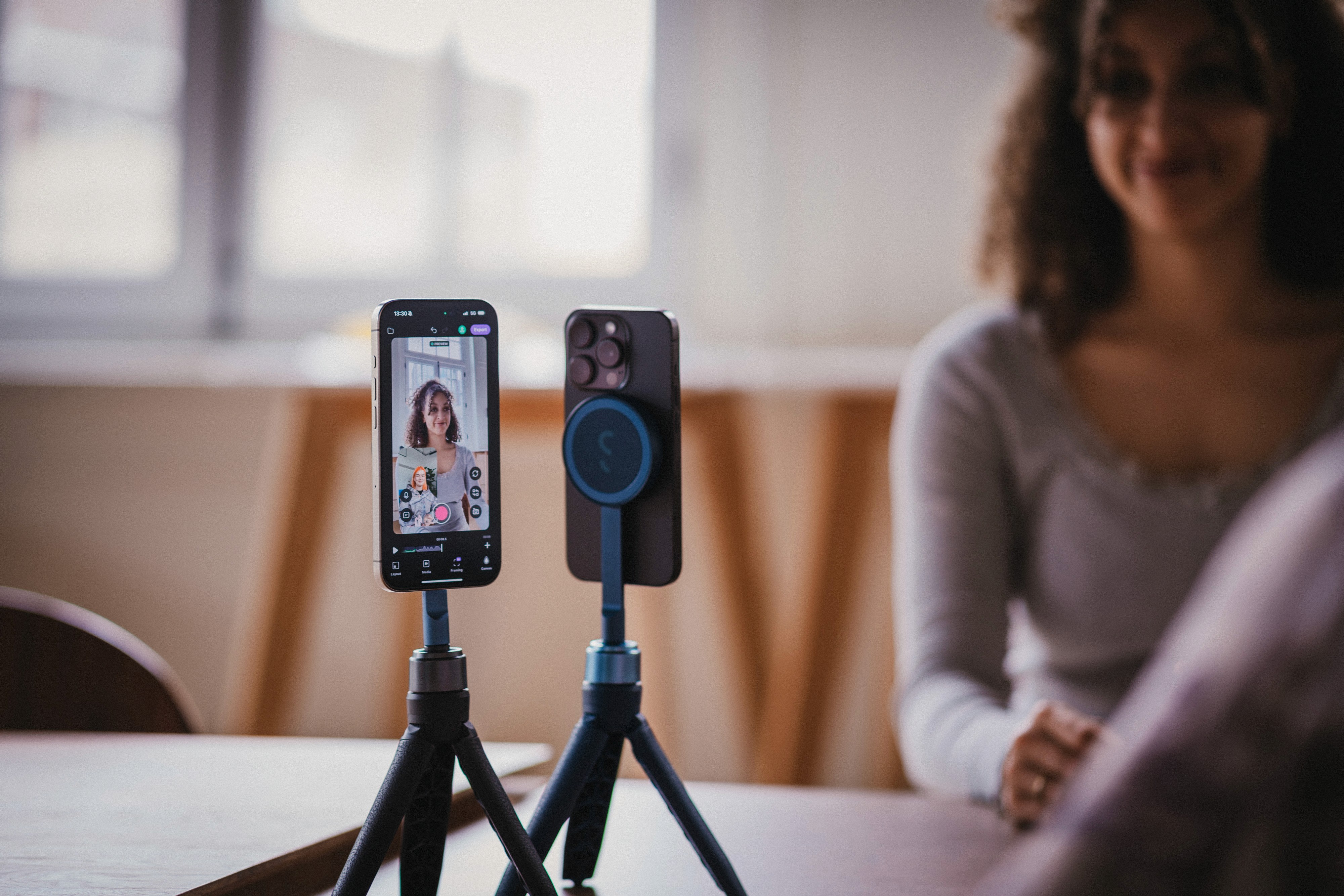 Recording a video podcast using Detail ios app and two iphones